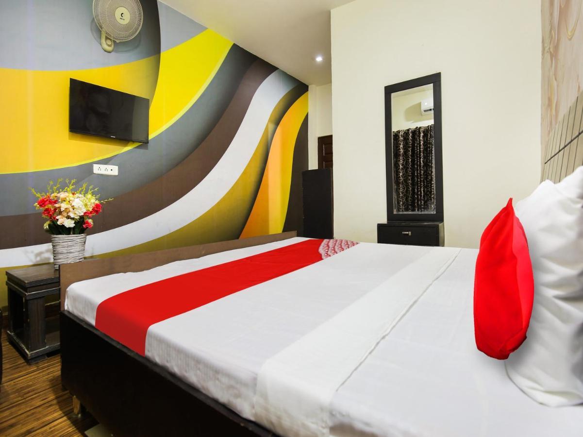 Oyo Flagship Hotel Le Aley Regency Ludhiana Exterior foto